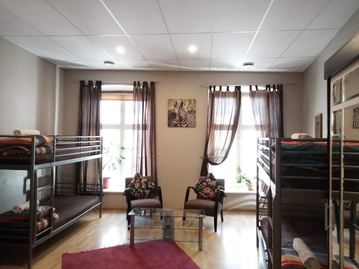 Хостелы Zinc Old Town Hostel Tallinn Таллин-25