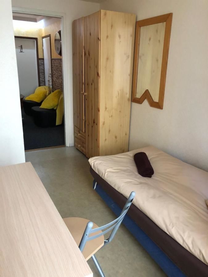 Хостелы Zinc Old Town Hostel Tallinn Таллин-30