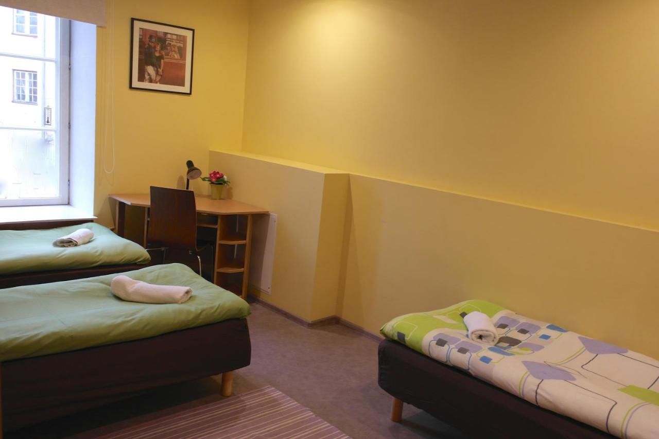 Хостелы Zinc Old Town Hostel Tallinn Таллин-45