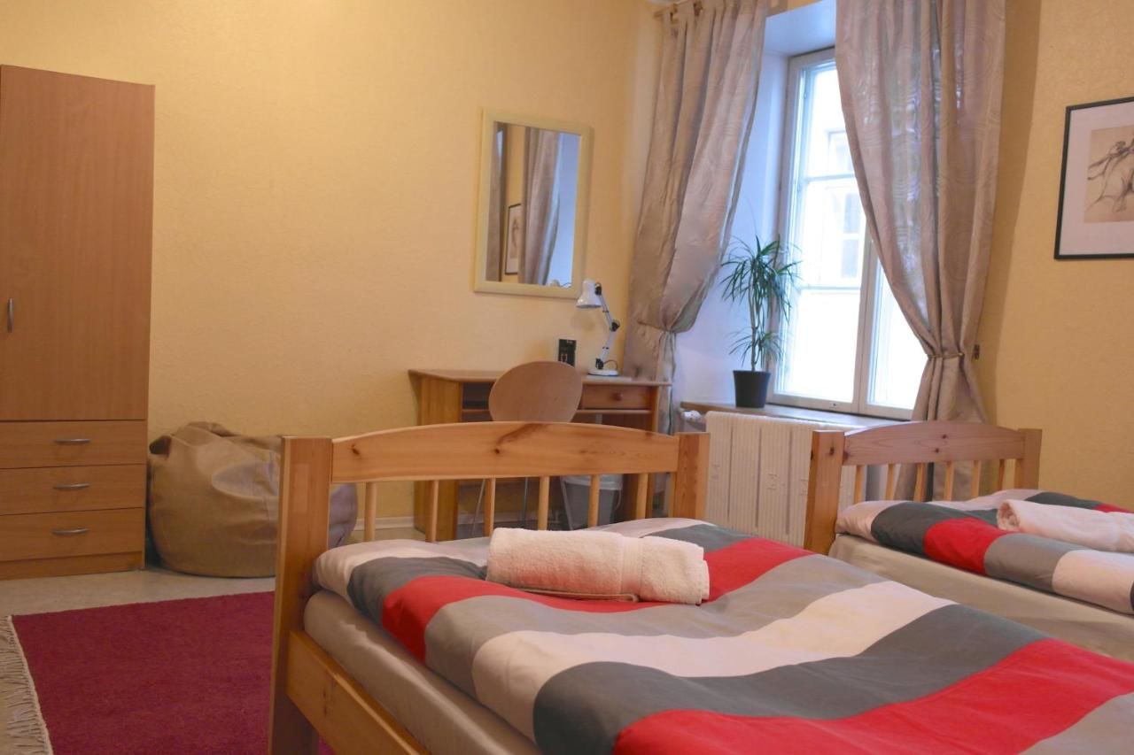 Хостелы Zinc Old Town Hostel Tallinn Таллин-46