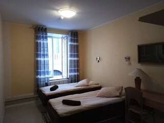 Хостелы Zinc Old Town Hostel Tallinn Таллин Двухместный номер с 2 отдельными кроватями-10